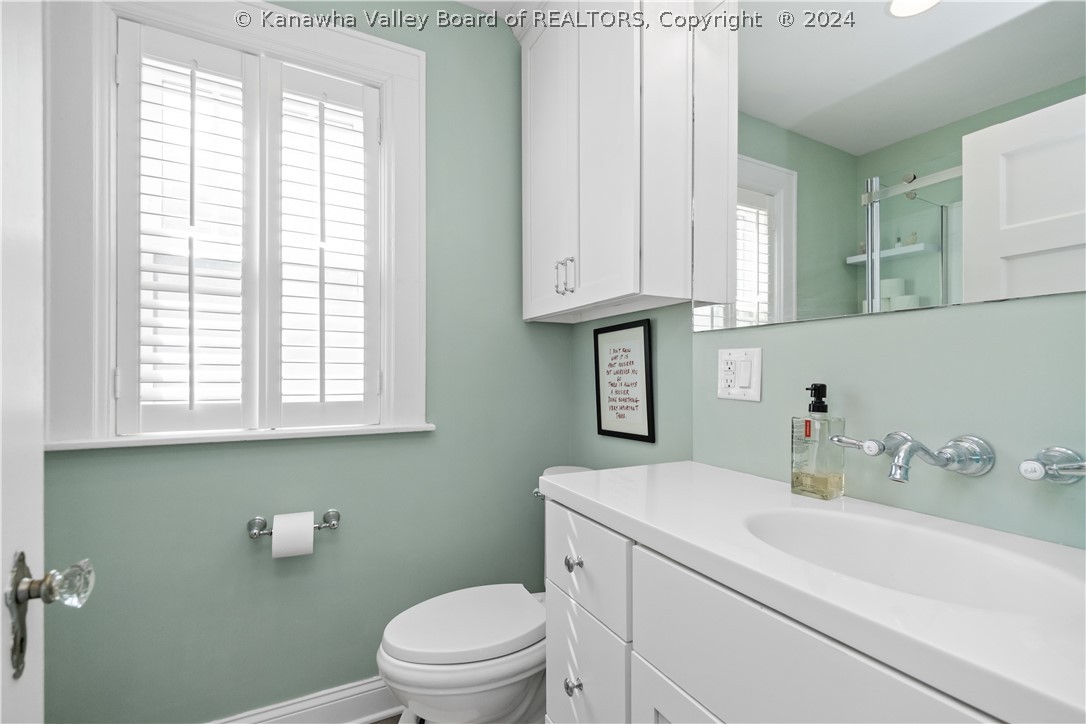 1214 Bridge Road Charleston, WV 25314 - Photo 21 of 48 Gallery Image 21