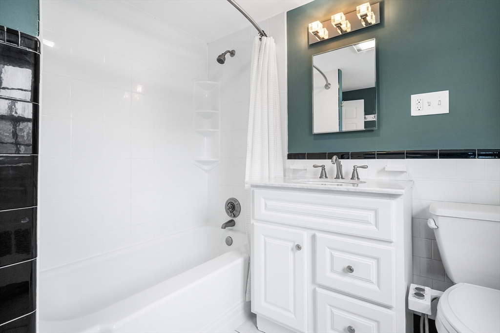 11 Sharon Road Melrose, MA 02176 - Photo 30 of 42 Gallery Image 30