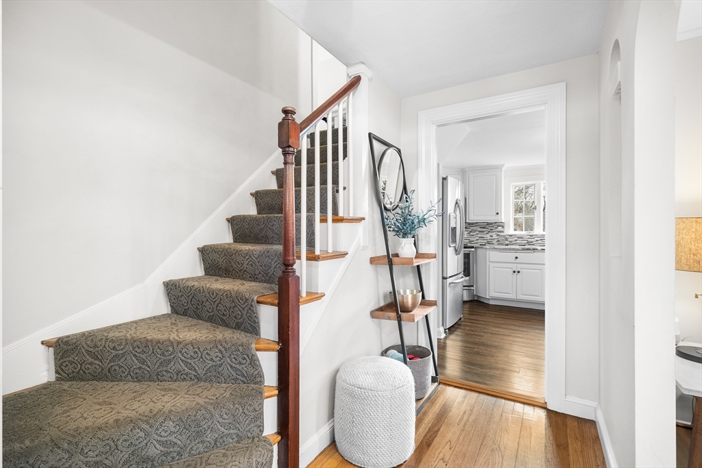 11 Sharon Road Melrose, MA 02176 - Photo 3 of 42 Gallery Image 3