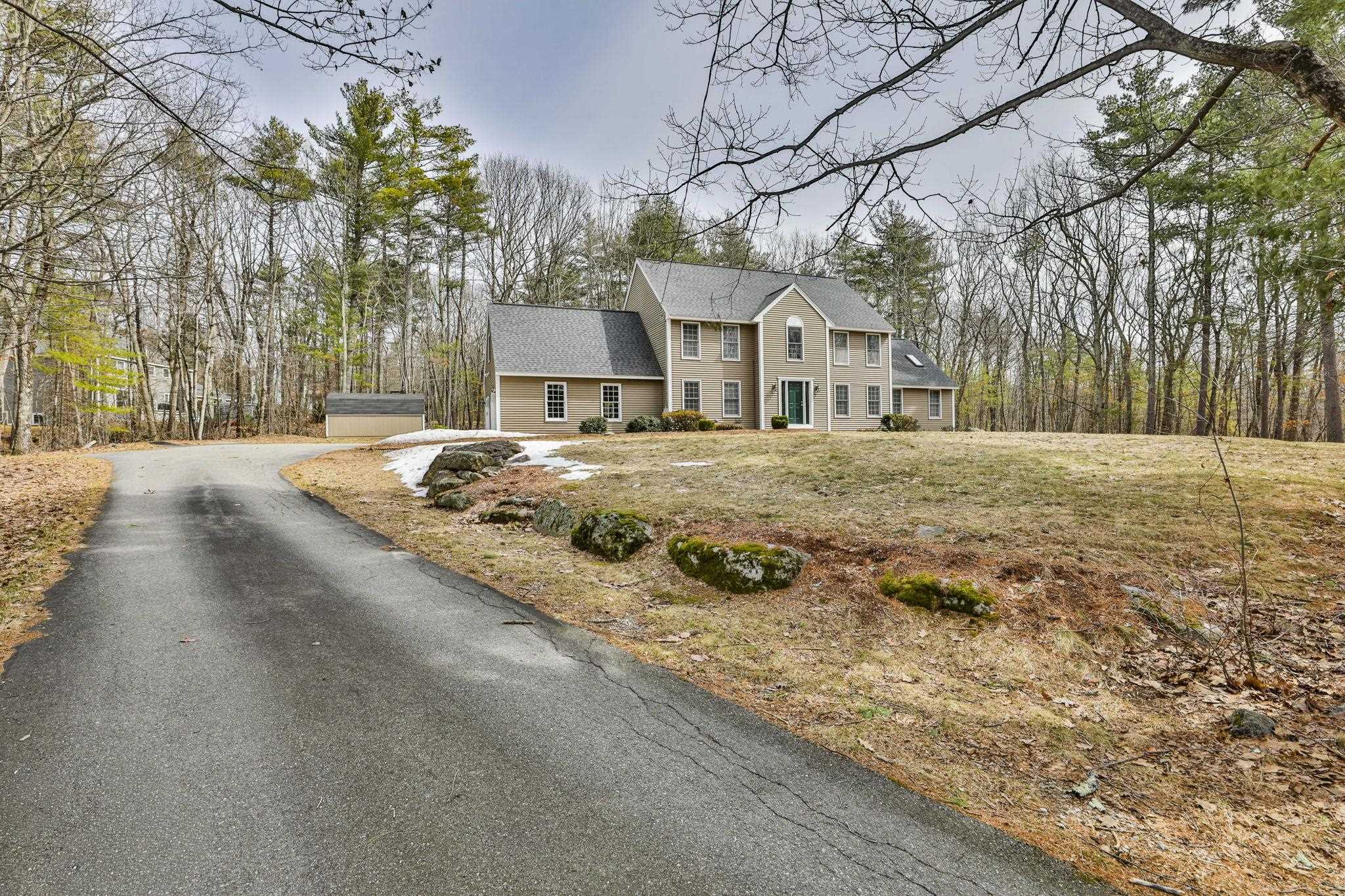 24 Captain Seaver Road Brookline, NH 03033 - Photo 2 of 44