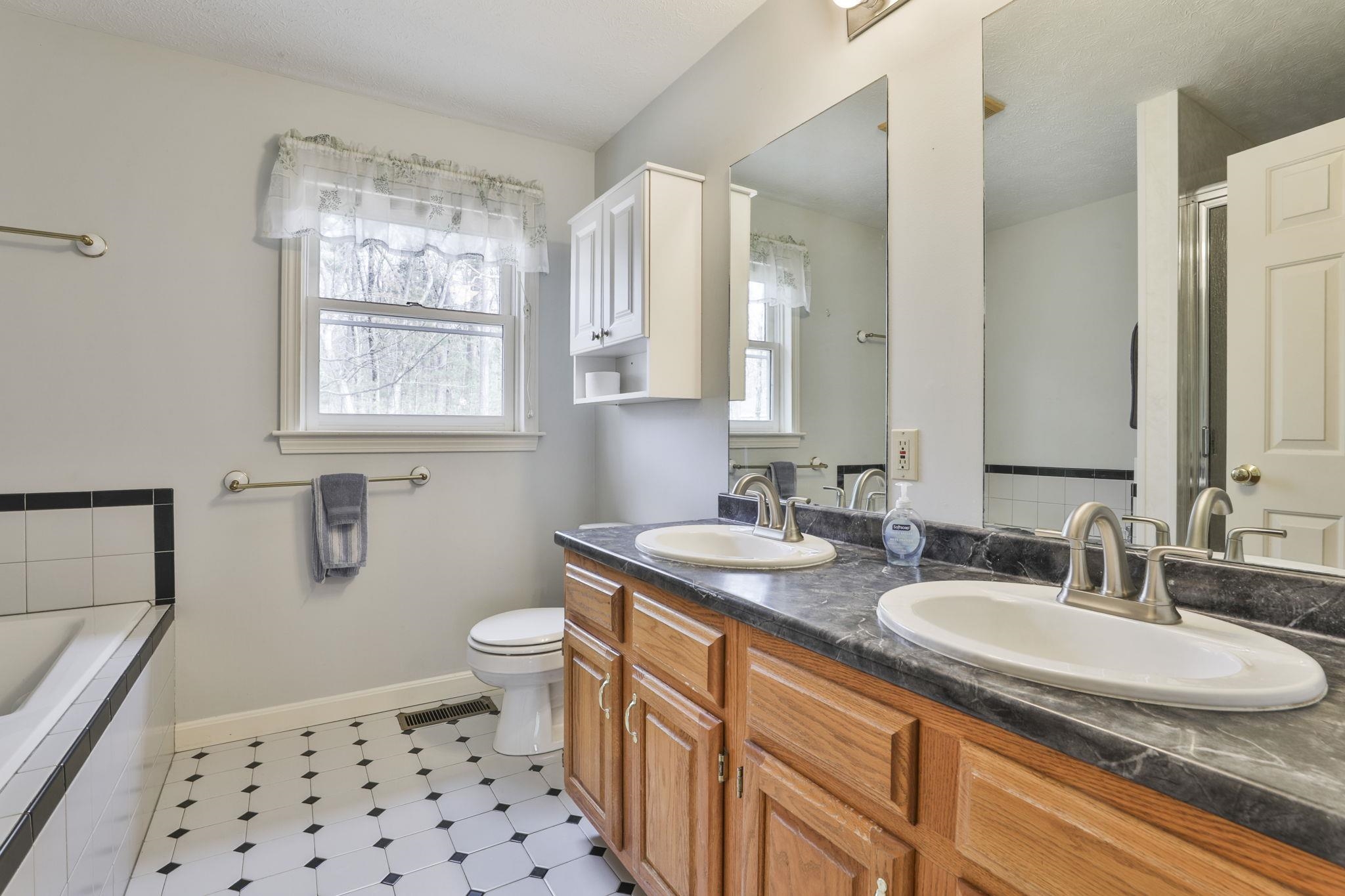 24 Captain Seaver Road Brookline, NH 03033 - Photo 32 of 44