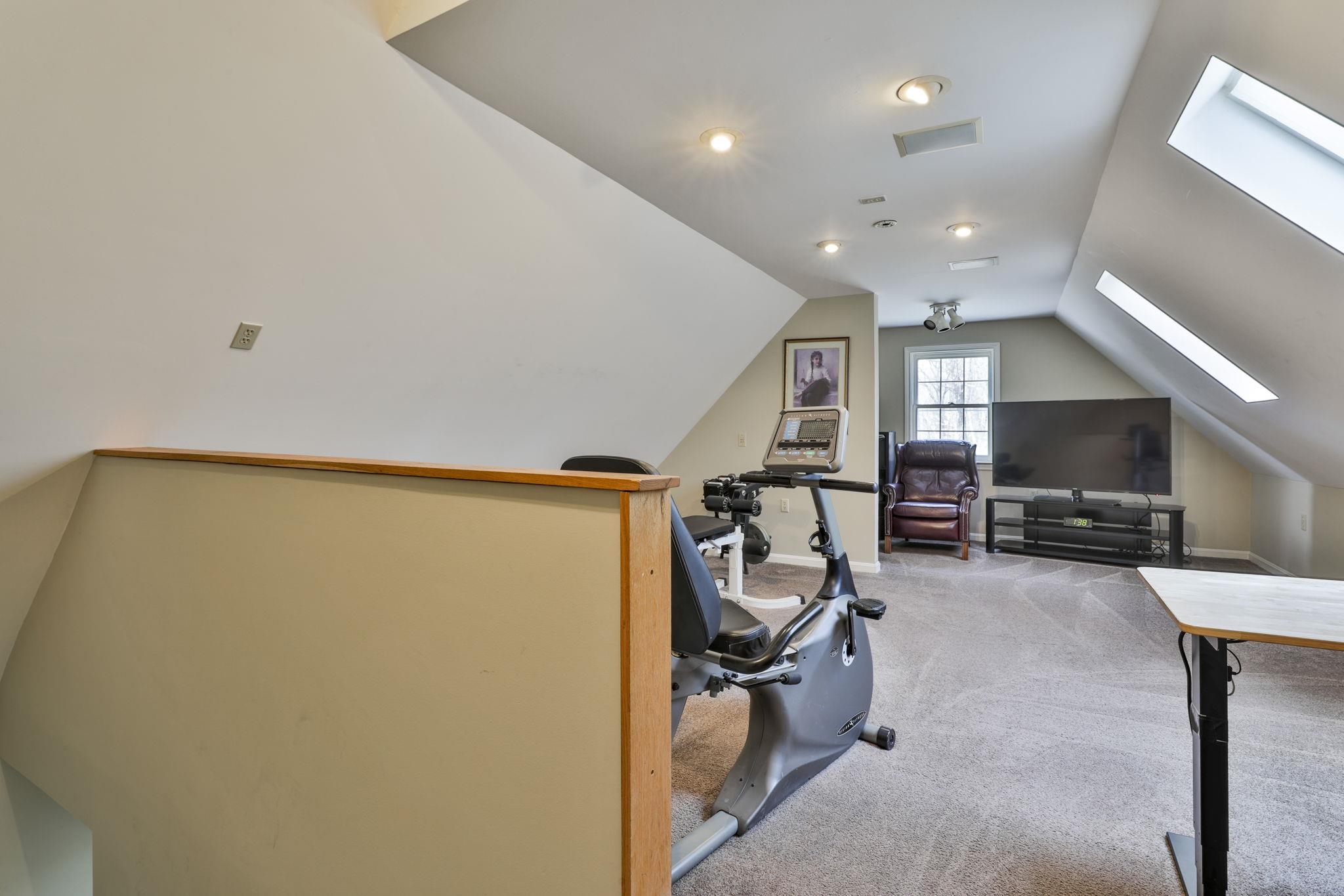 24 Captain Seaver Road Brookline, NH 03033 - Photo 35 of 44