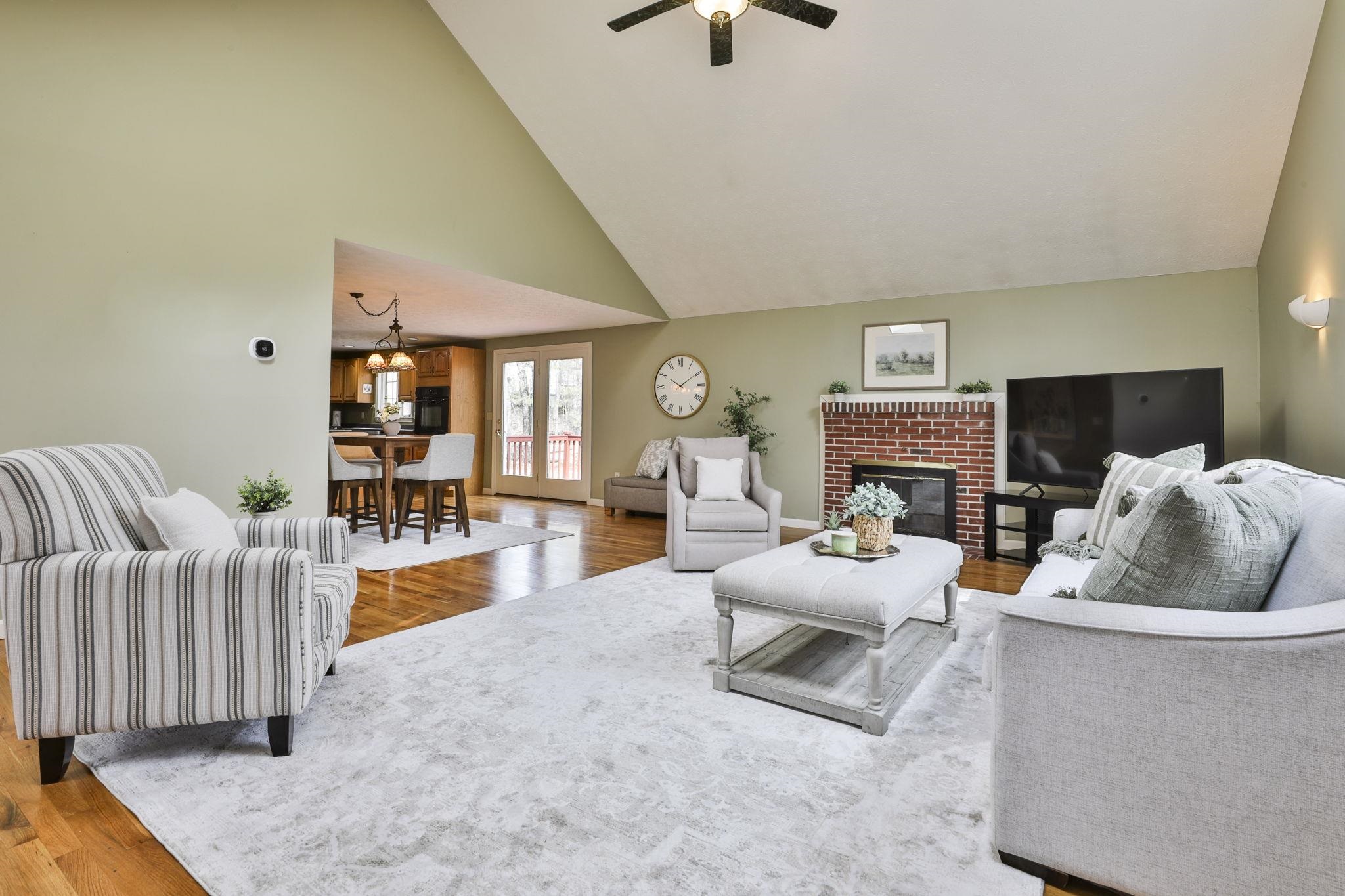 24 Captain Seaver Road Brookline, NH 03033 - Photo 10 of 44