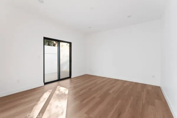 $2,650 | 19952 Archwood Street, Winnetka, CA 91306