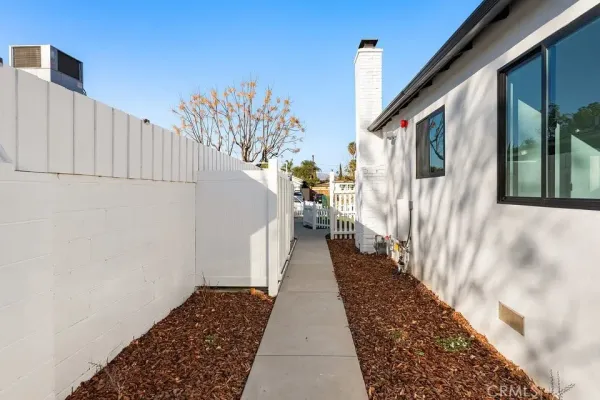 $2,650 | 19952 Archwood Street, Winnetka, CA 91306