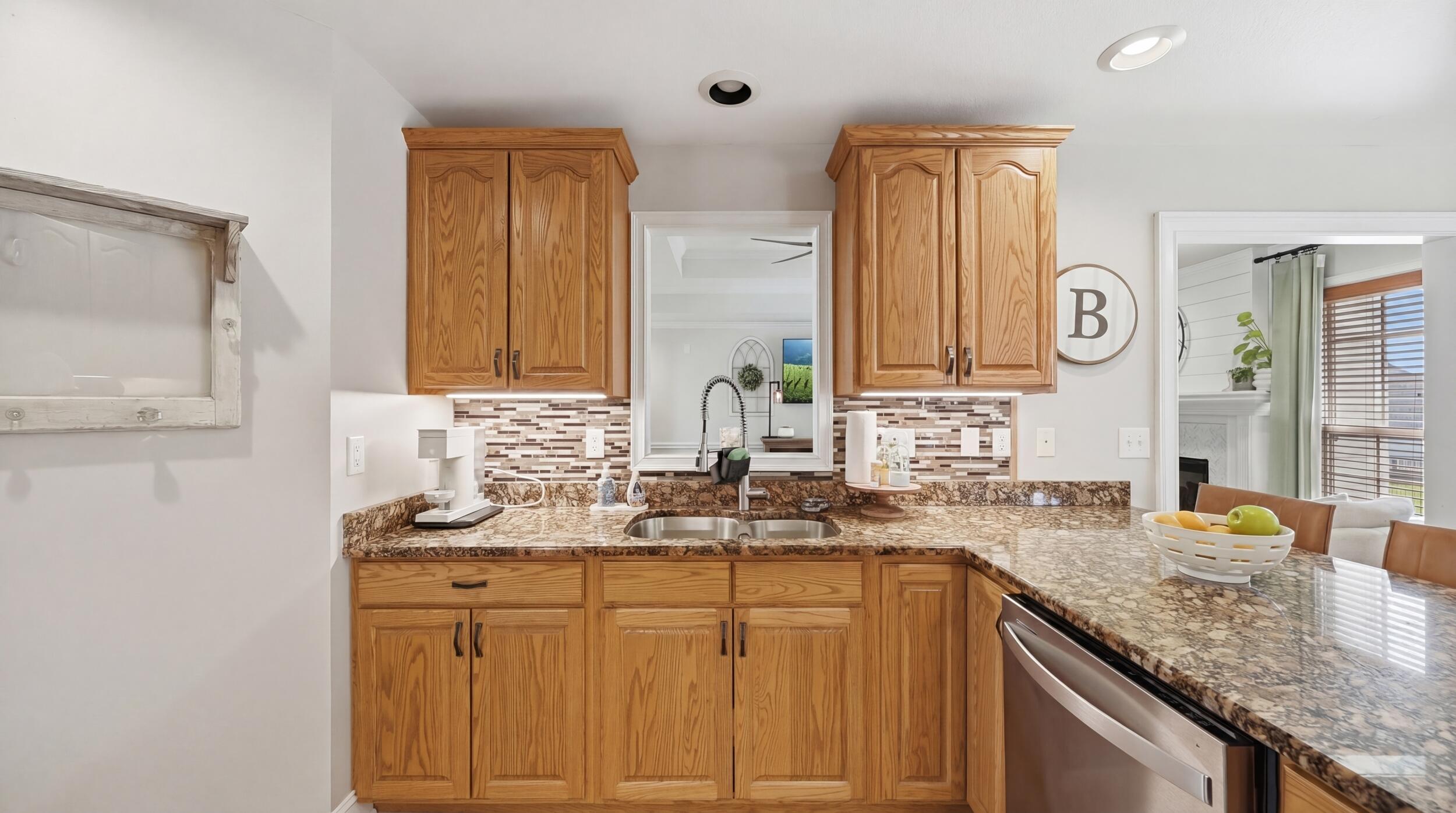 84 Rocky River Road Ringgold, GA 30736 - Photo 9 of 36 84_Rocky_River_Rd_007