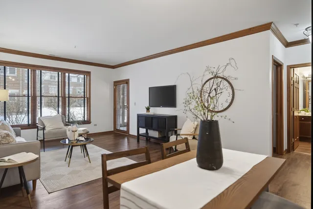 $305,000 | 10 Ford Street, Unit 103, Geneva, IL 60134