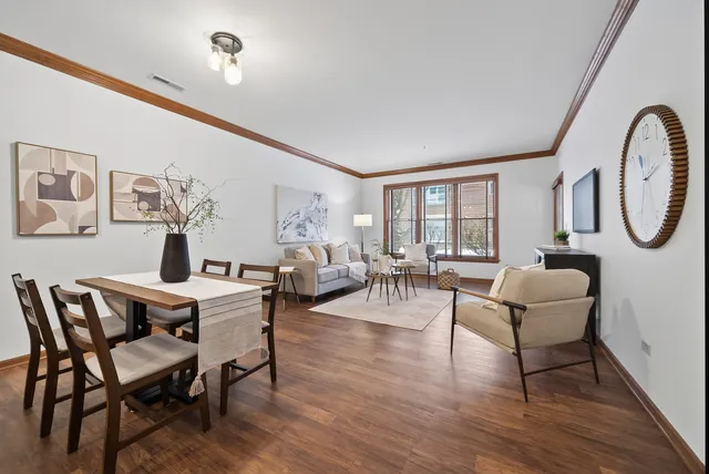 $305,000 | 10 Ford Street, Unit 103, Geneva, IL 60134