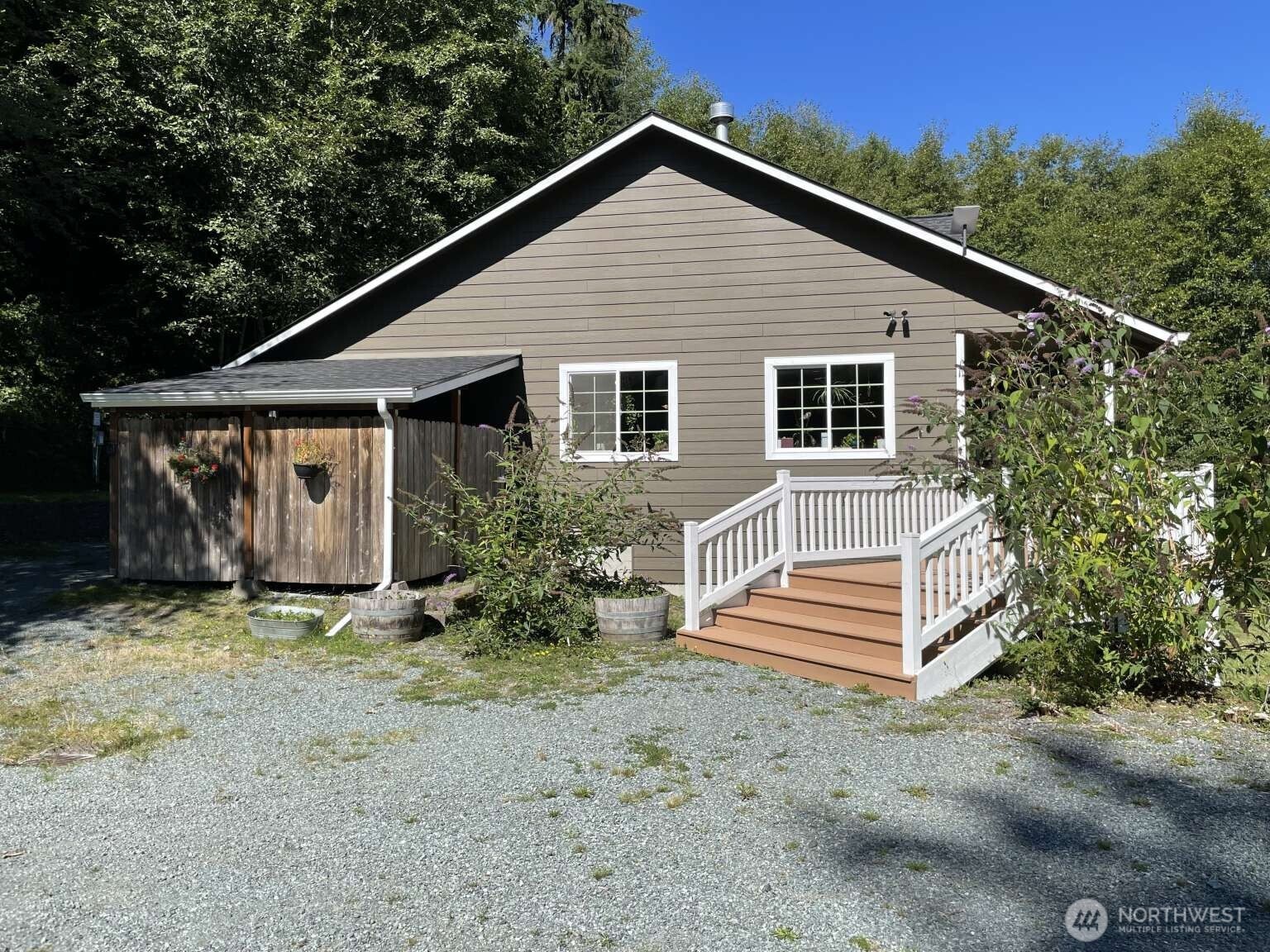2497 Goss Ridge Road Freeland, WA 98249 - Photo 29 of 38