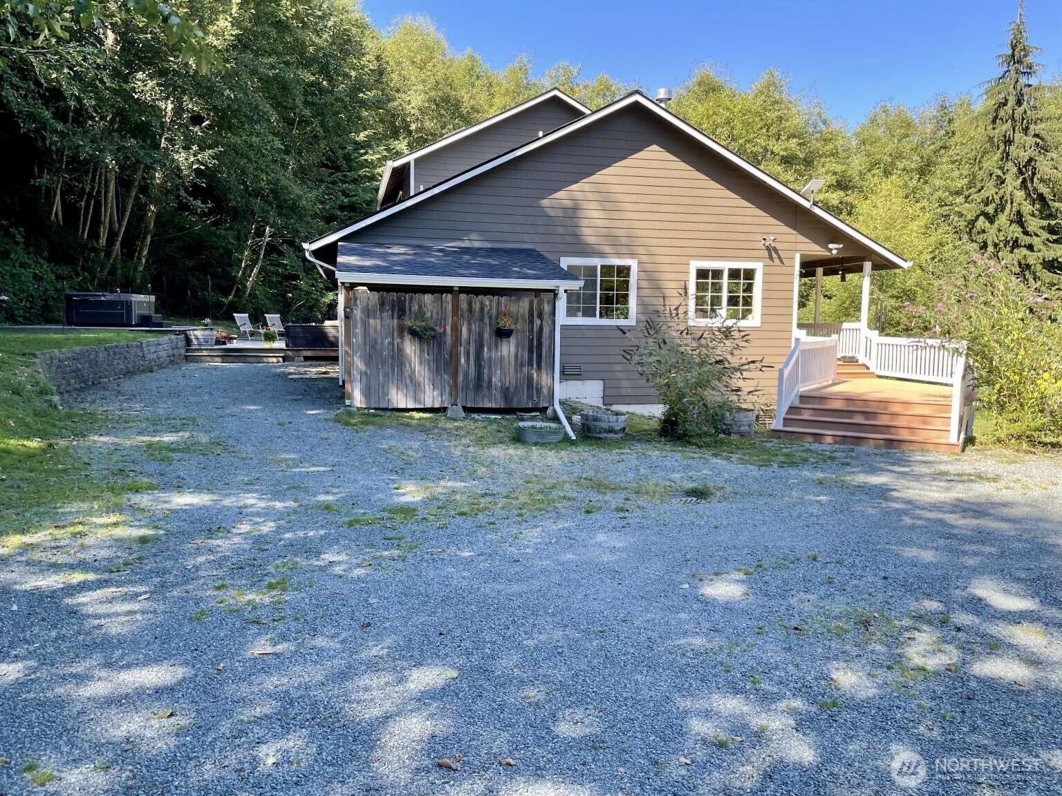 2497 Goss Ridge Road Freeland, WA 98249 - Photo 8 of 38