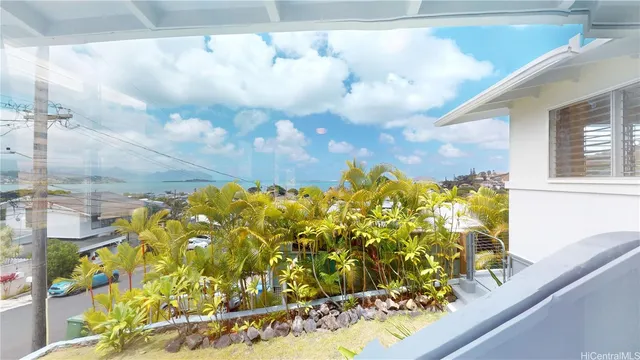 $3,700 | 44-123 Mikiola Drive, Kaneohe, HI 96744