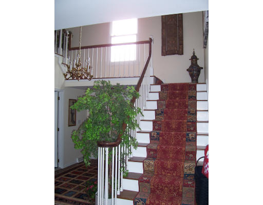10 Sentry Hill Road Sharon, MA 02067 - Photo 5 of 29 Gallery Image 5