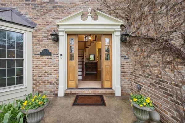 $899,000 | 504 Pin Oak Court, St. Charles, IL 60174