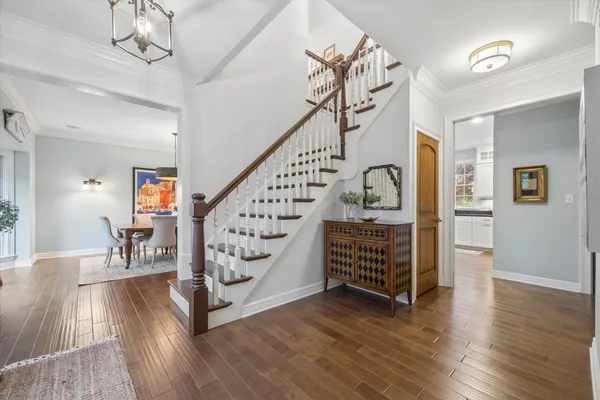 $899,000 | 504 Pin Oak Court, St. Charles, IL 60174
