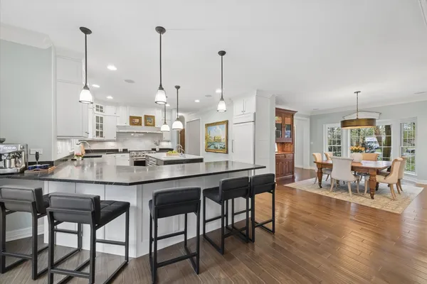 $899,000 | 504 Pin Oak Court, St. Charles, IL 60174