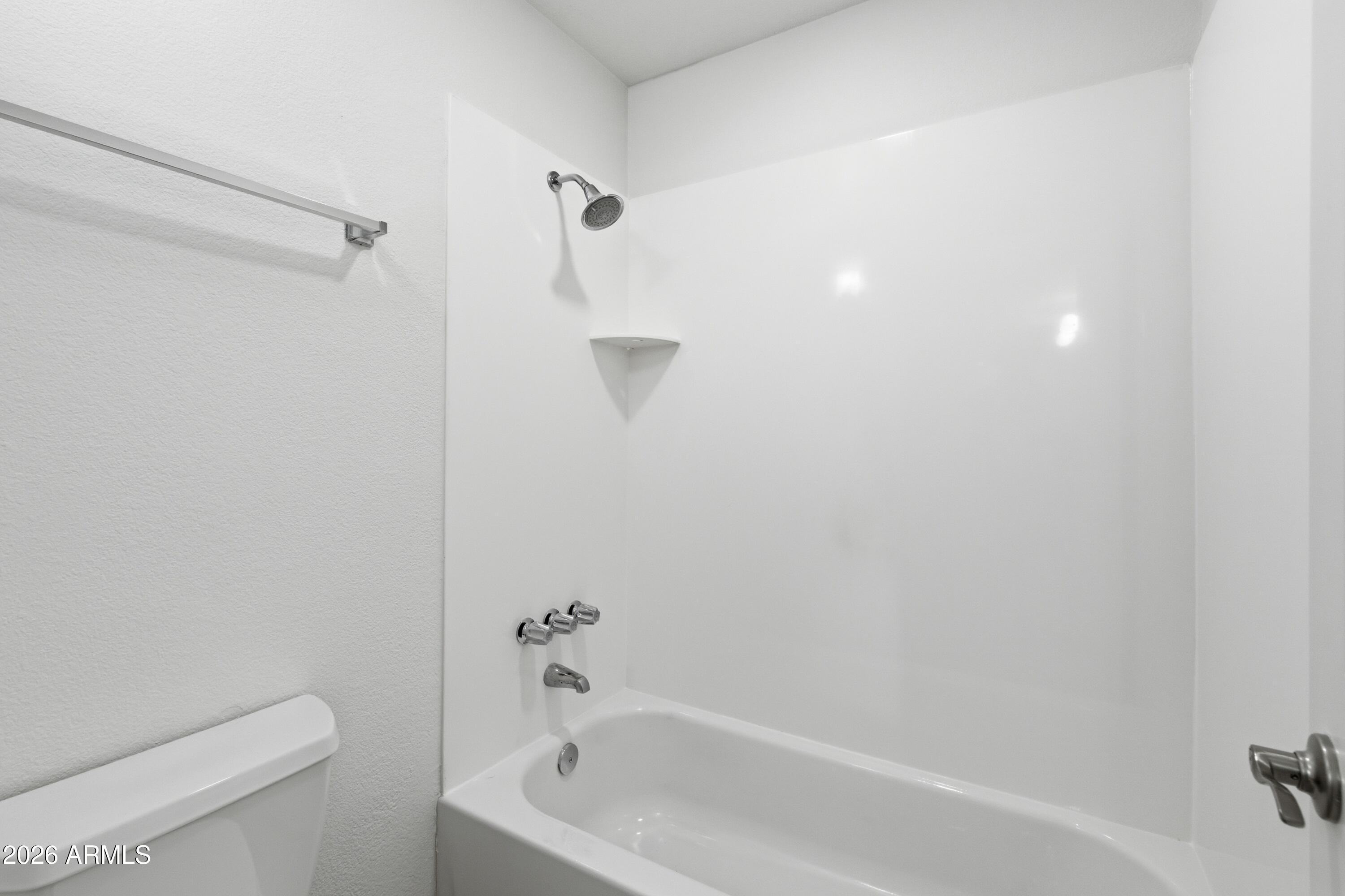 455 East Broadway Road, Unit 4 Tempe, AZ 85282 - Photo 27 of 39 29-455_E_Broadway_Unit4_29