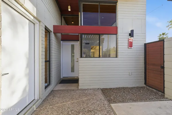 $314,900 | 455 East Broadway Road, Unit 4, Tempe, AZ 85282