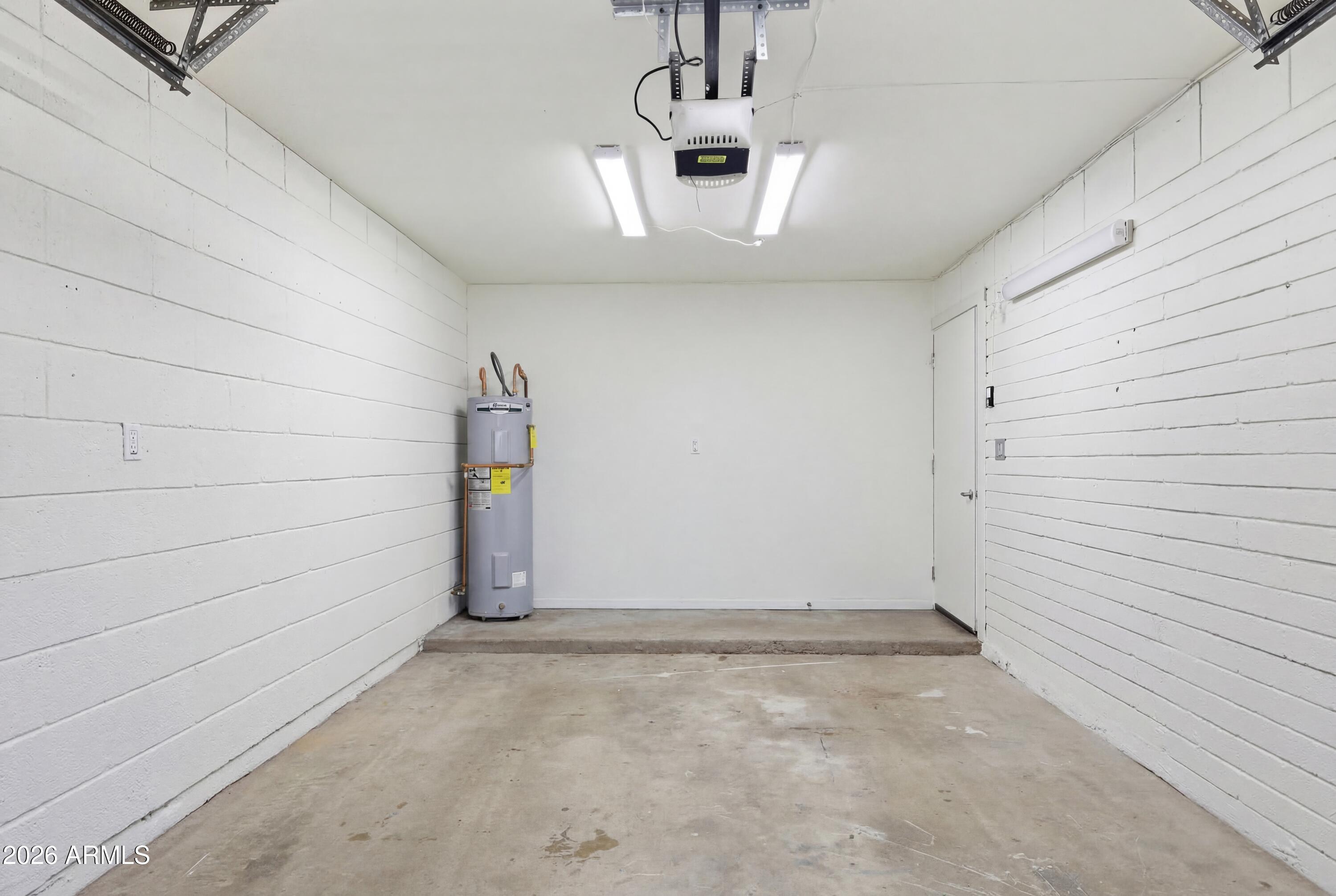 455 East Broadway Road, Unit 4 Tempe, AZ 85282 - Photo 37 of 39 05-455_E_Broadway_Unit4_5