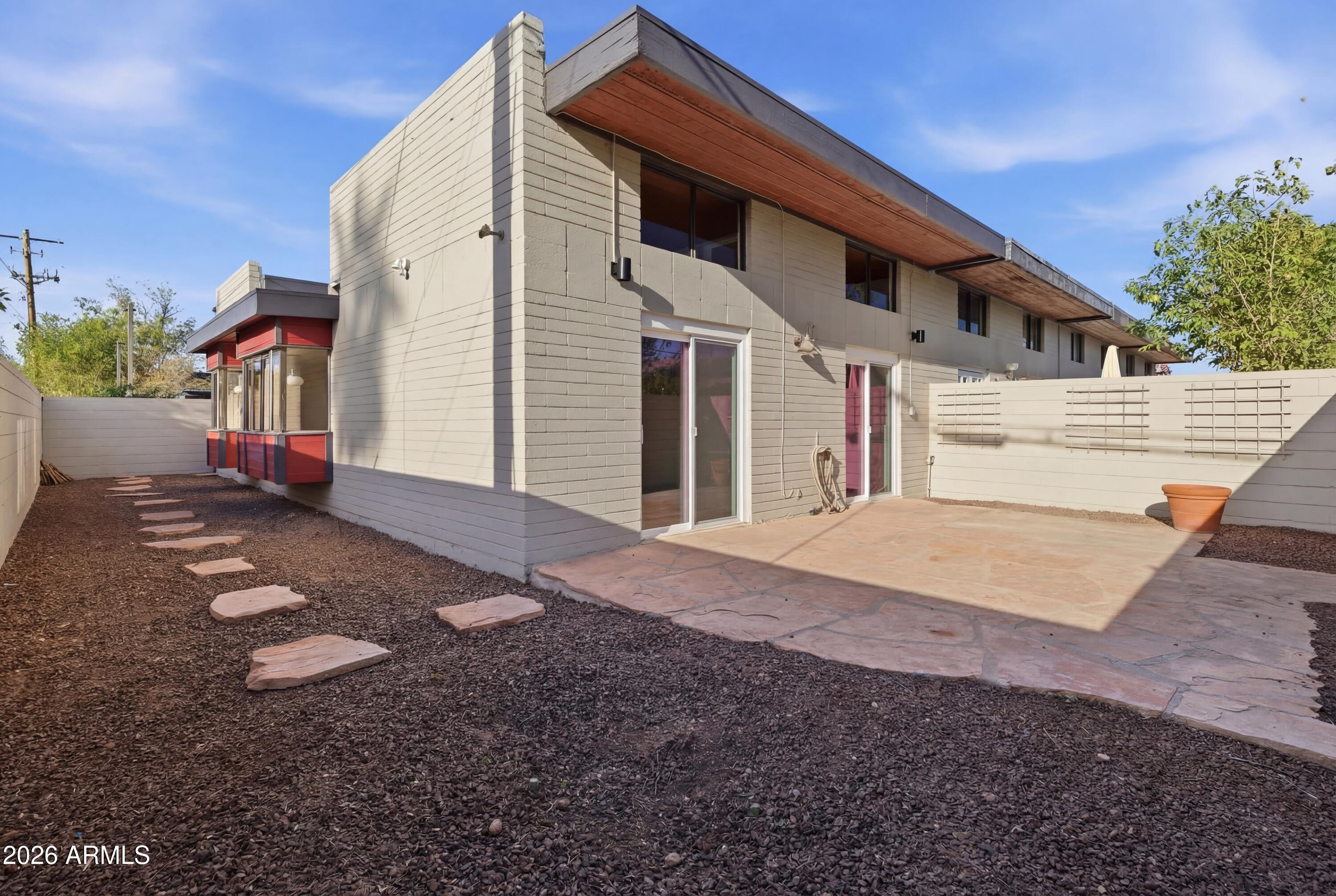 455 East Broadway Road, Unit 4 Tempe, AZ 85282 - Photo 3 of 39 01-455_E_Broadway_Unit4_1