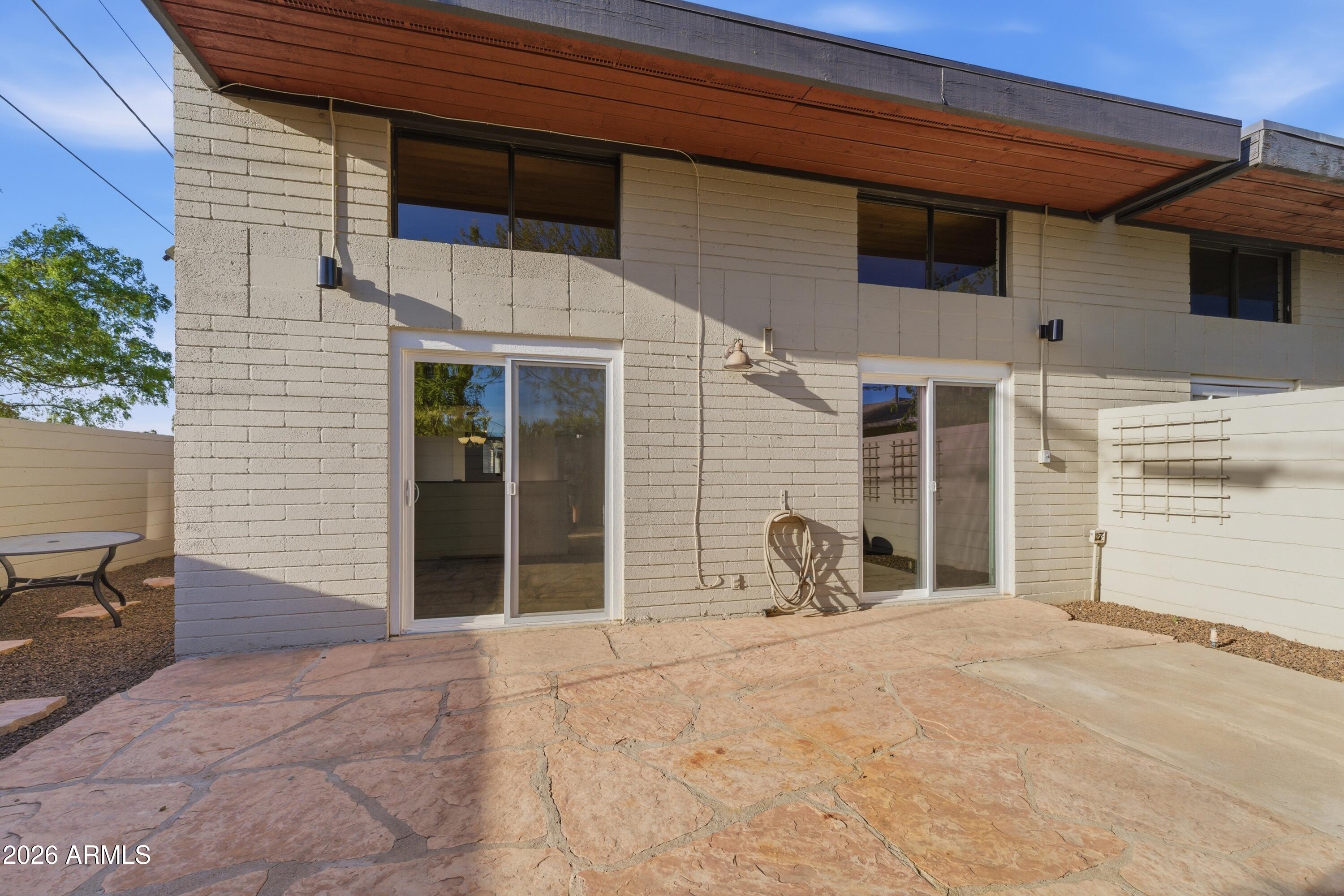 455 East Broadway Road, Unit 4 Tempe, AZ 85282 - Photo 4 of 39 08-455_E_Broadway_Unit4_8