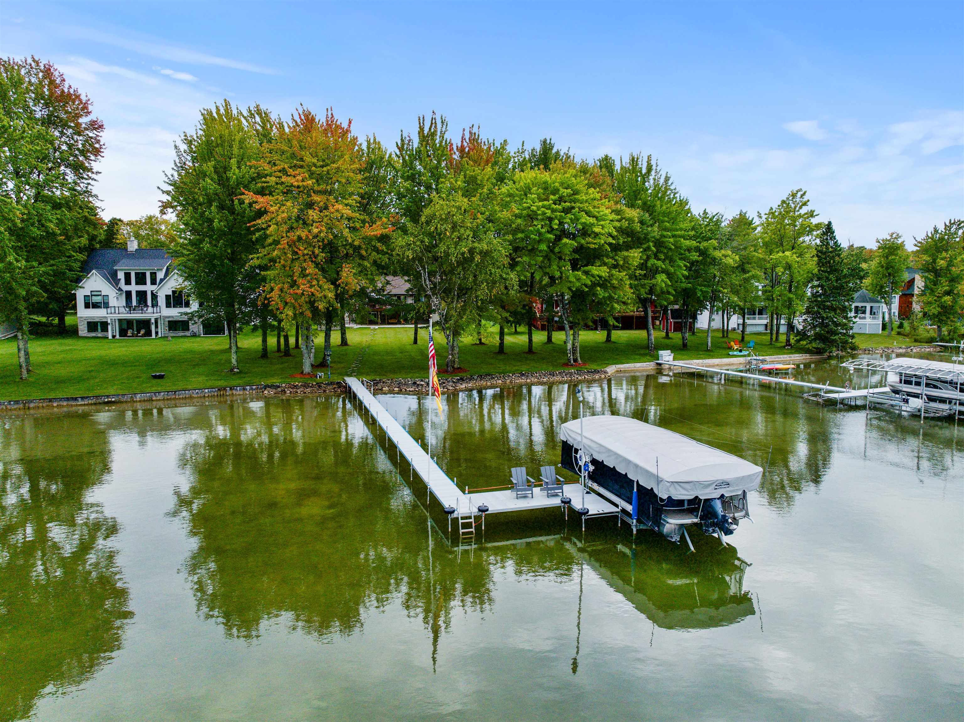 11246 Kings Point Road Alanson, MI 49706 - Photo 4 of 69 1930952-A7F7C9E8-2019-4407-B150-3D5C4BD450F1.JPG