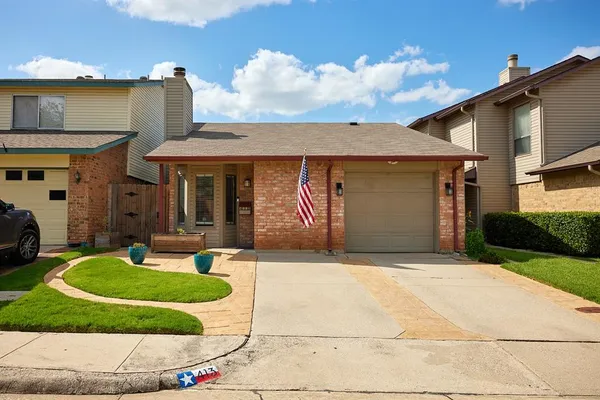 $1,650 | 413 San Maria Drive, Garland, TX 75043