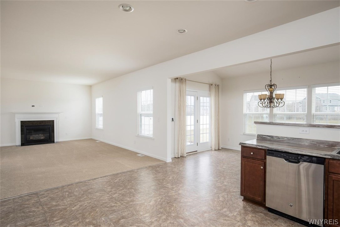 18 Middlebury Lane Lancaster, NY 14086 - Photo 8 of 20