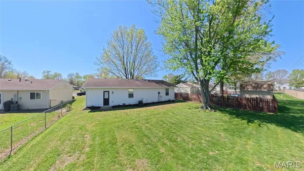 $195,000 | 113 Perrottet Drive, Mascoutah, IL 62258