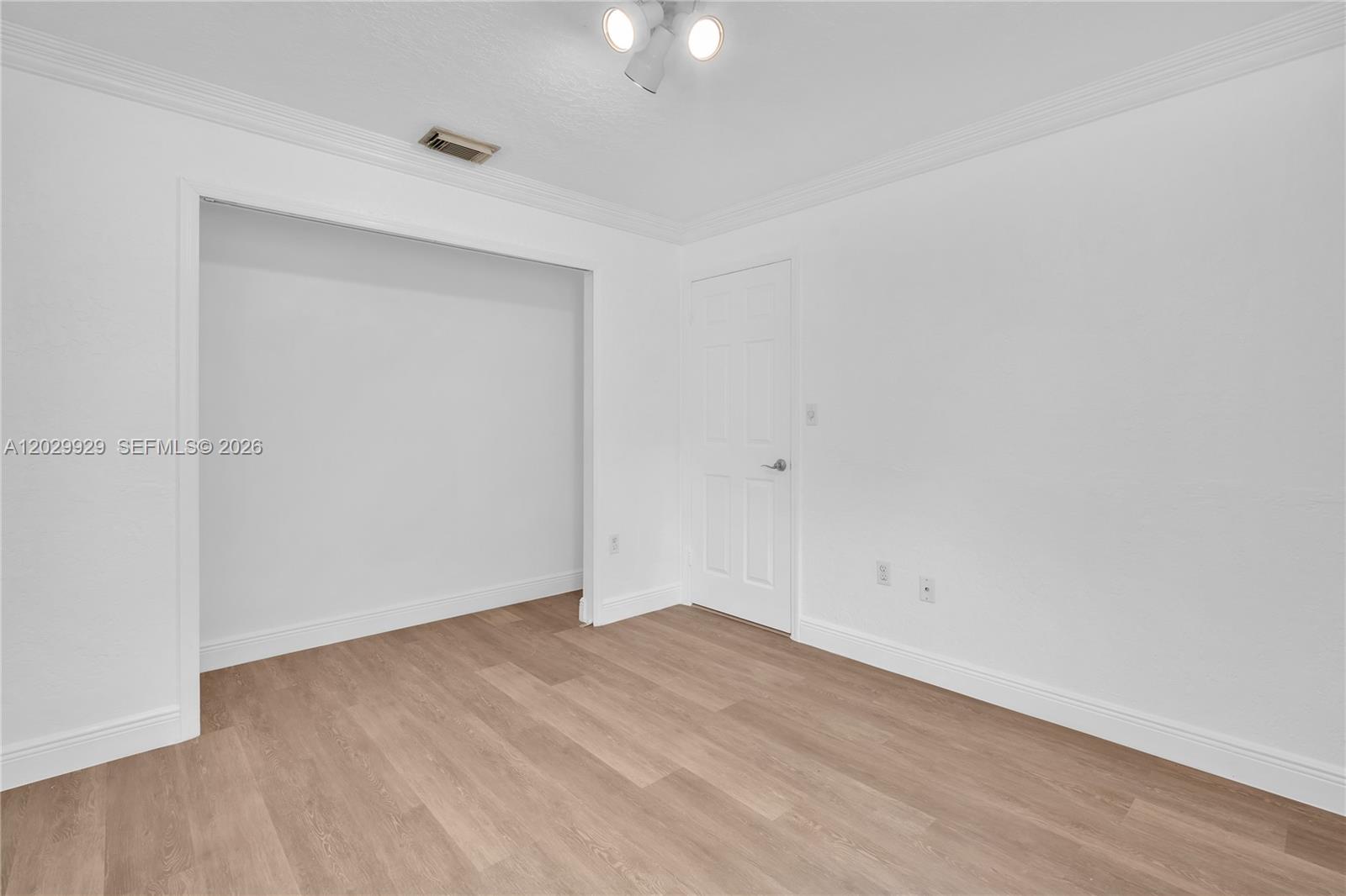 15715 Southwest 76th Terrace Miami, FL 33193 - Photo 24 of 40 Photo 24