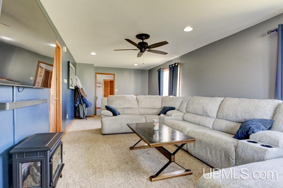 4316 D Road Bark River, MI 49807 - Photo 5 of 54