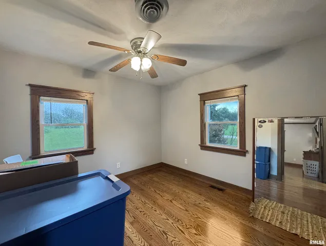 $180,000 | 24948 East Barker Drive, Canton, IL 61520