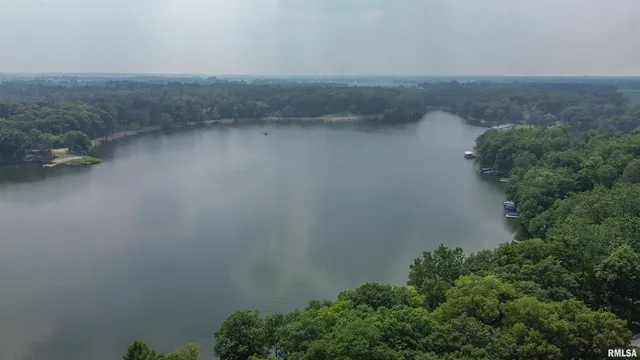 $180,000 | 24948 East Barker Drive, Canton, IL 61520