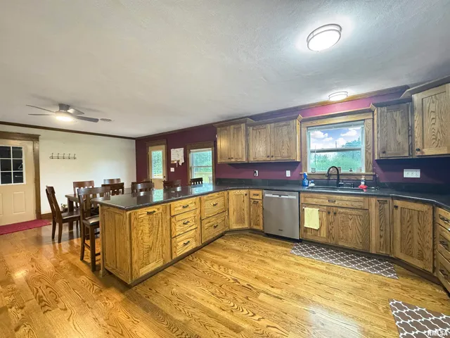 $180,000 | 24948 East Barker Drive, Canton, IL 61520