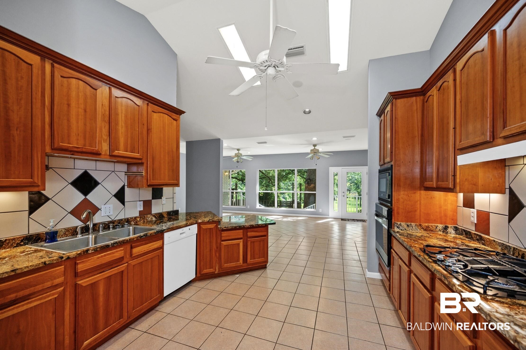 9551 North Bayou Road Lillian, AL 36549 - Photo 13 of 47