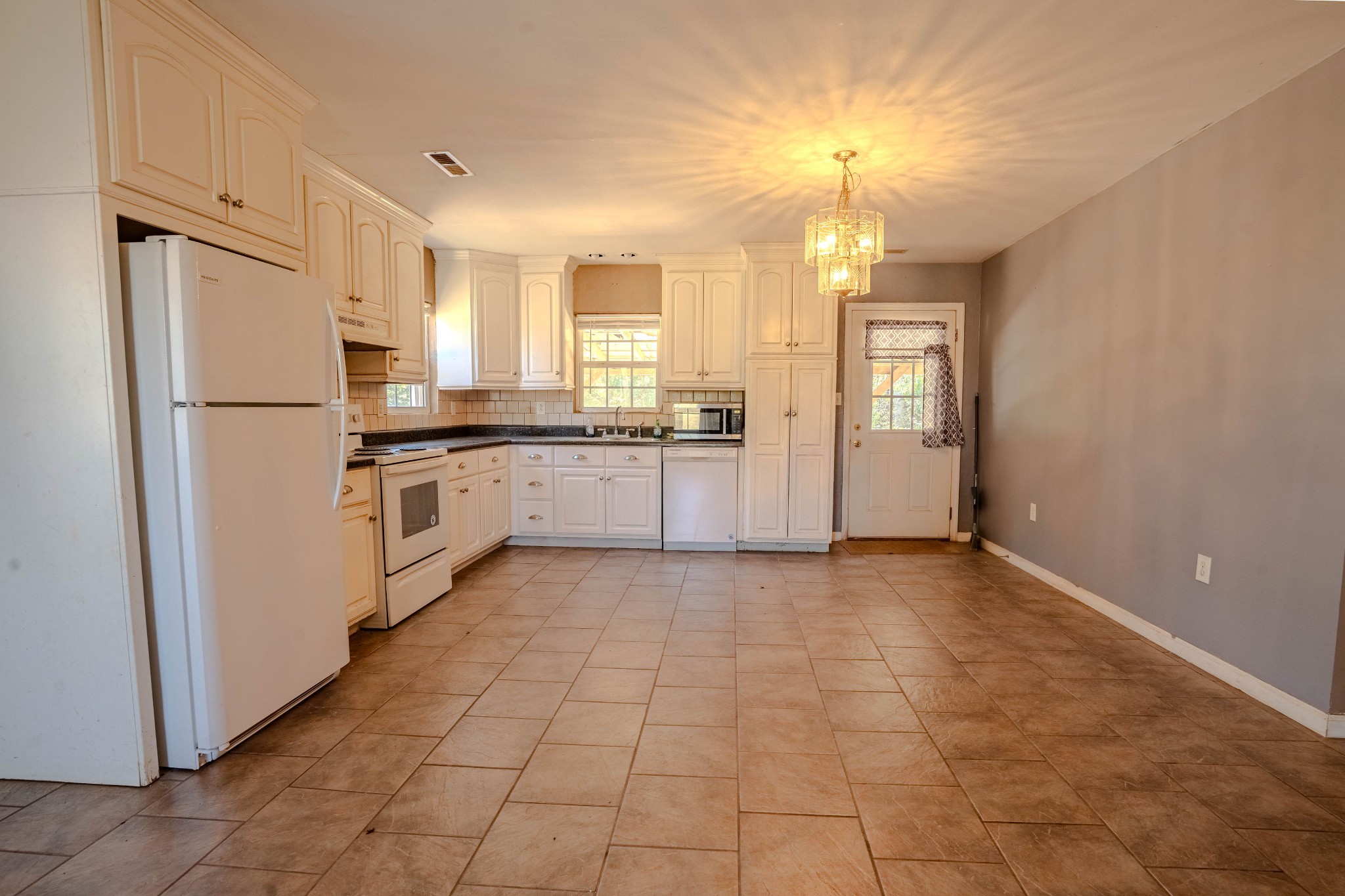 1286 David Patterson Road Lutts, TN 38471 - Photo 8 of 42 Gallery Image 8