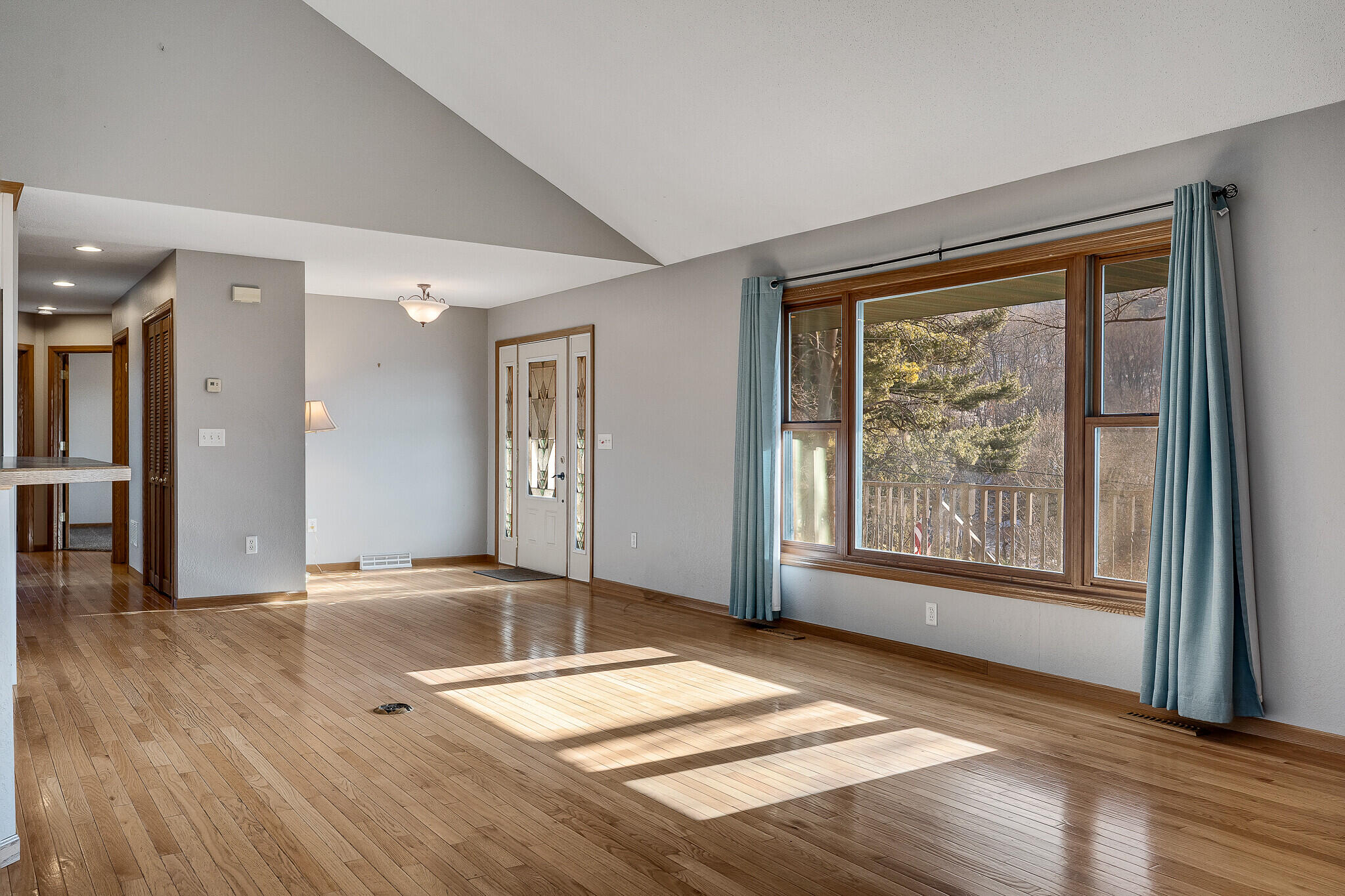 3223 Ebner Coulee Road Shelby, WI 54601 - Photo 11 of 40 Living Room