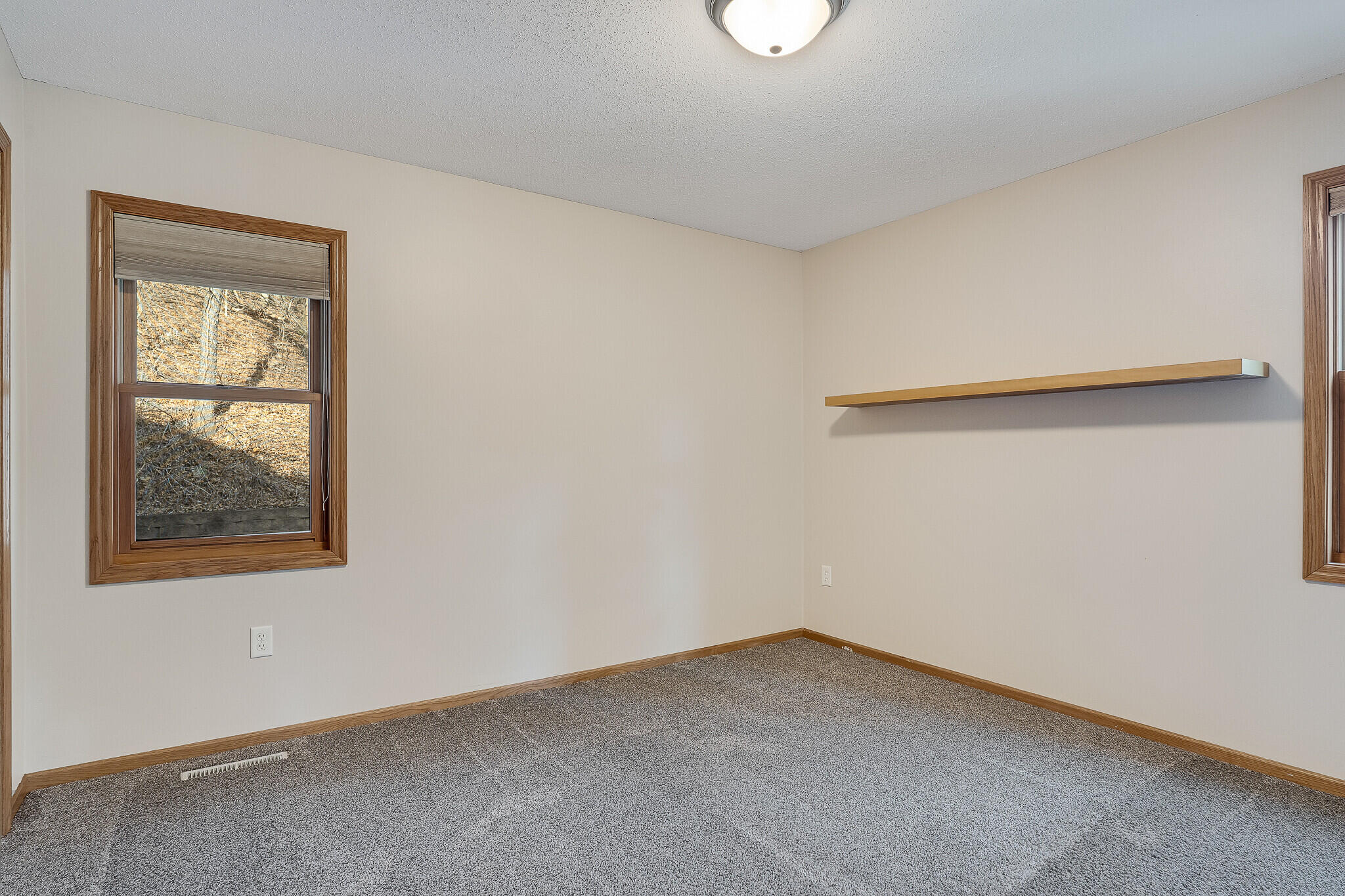 3223 Ebner Coulee Road Shelby, WI 54601 - Photo 15 of 40 Bedroom