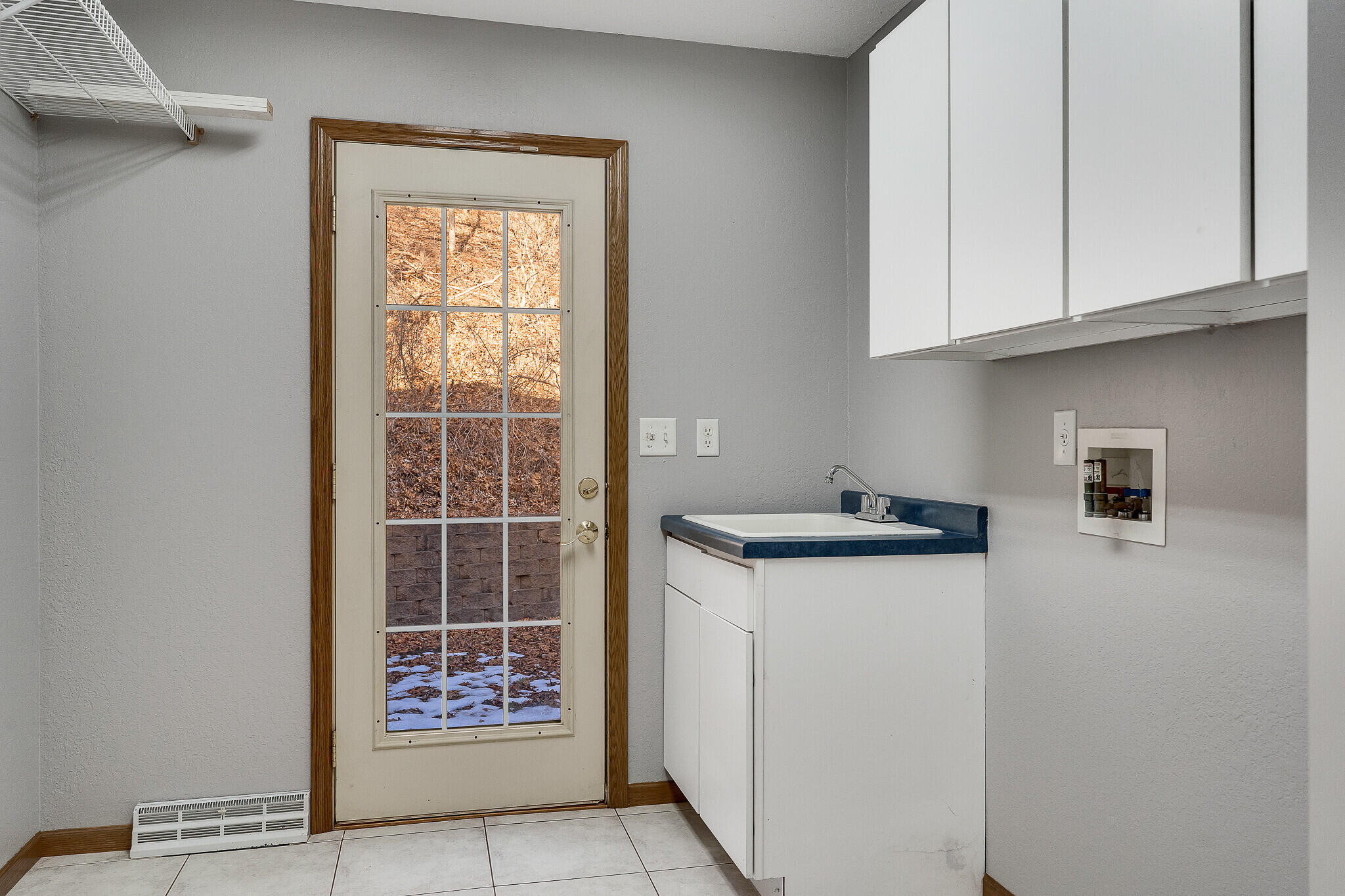 3223 Ebner Coulee Road Shelby, WI 54601 - Photo 18 of 40 Laundry