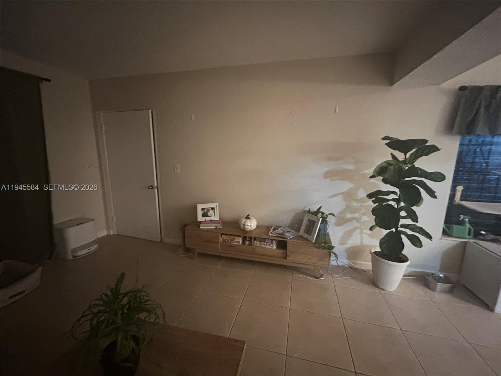 956 Northeast 80th Street Miami, FL 33138 - Photo 9 of 14