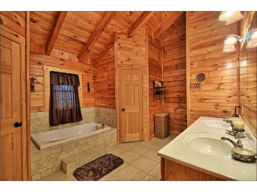 116 Zeb Grindstaff Road Elizabethton, TN 37643 - Photo 17 of 21 Photo 17