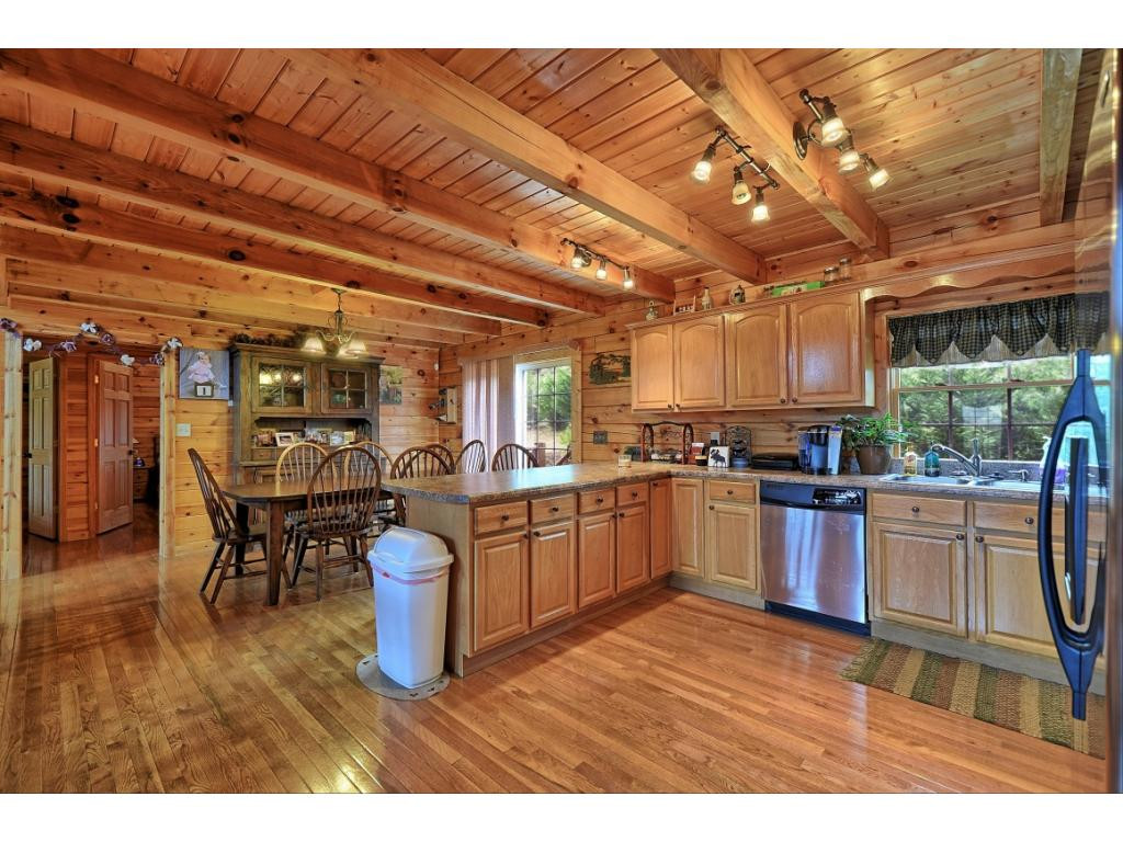 116 Zeb Grindstaff Road Elizabethton, TN 37643 - Photo 10 of 21 Photo 10