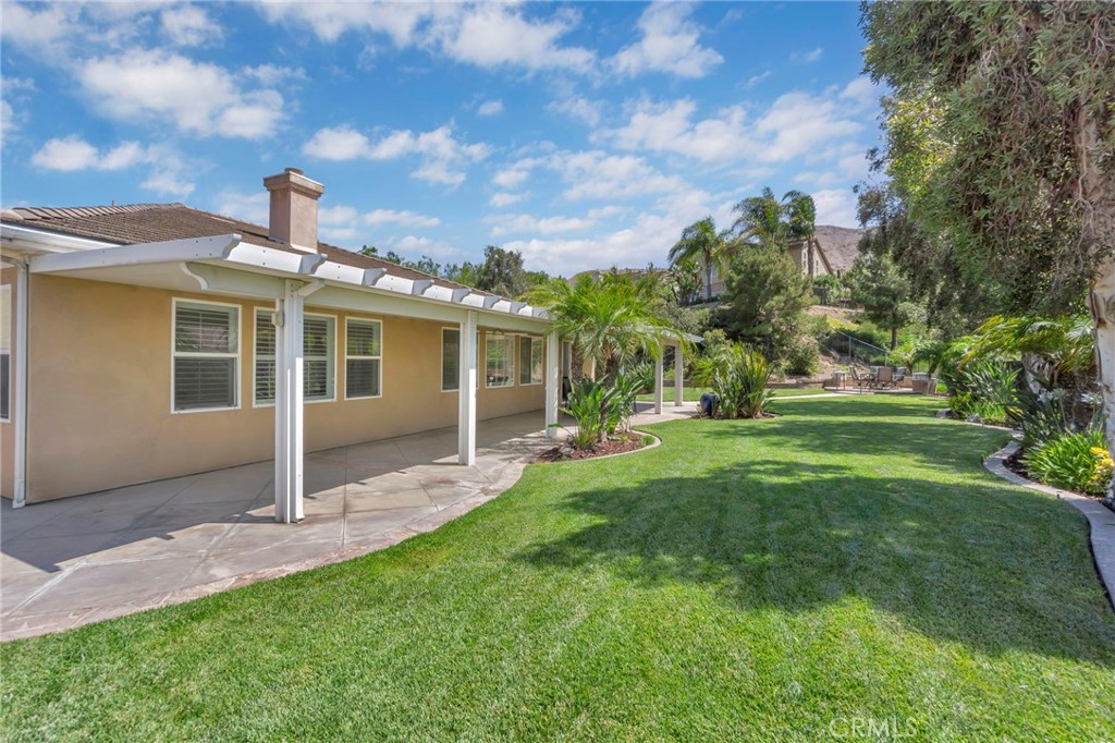 17089 Bluff Vista Court Riverside, CA 92503 - Photo 33 of 49
