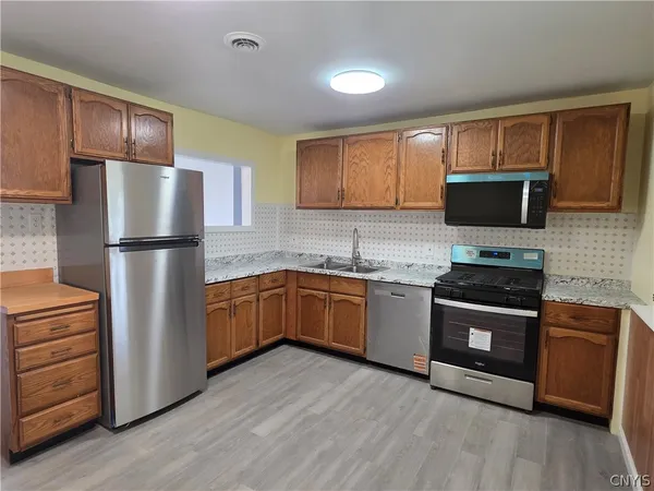 $219,900 | 5602 Eastwood Drive, Verona, NY 13478