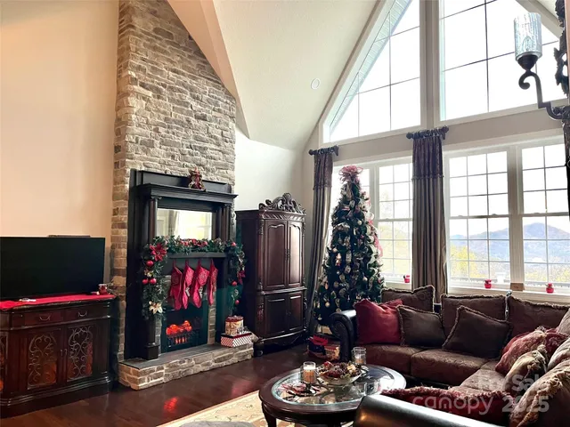 $992,400 | 114 Nesting Ridge, Waynesville, NC 28785