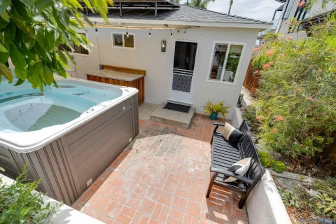 $2,799,000 | 2449 Manchester Avenue, Cardiff-by-the-Sea, CA 92007