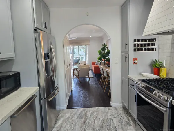 $2,799,000 | 2449 Manchester Avenue, Cardiff-by-the-Sea, CA 92007