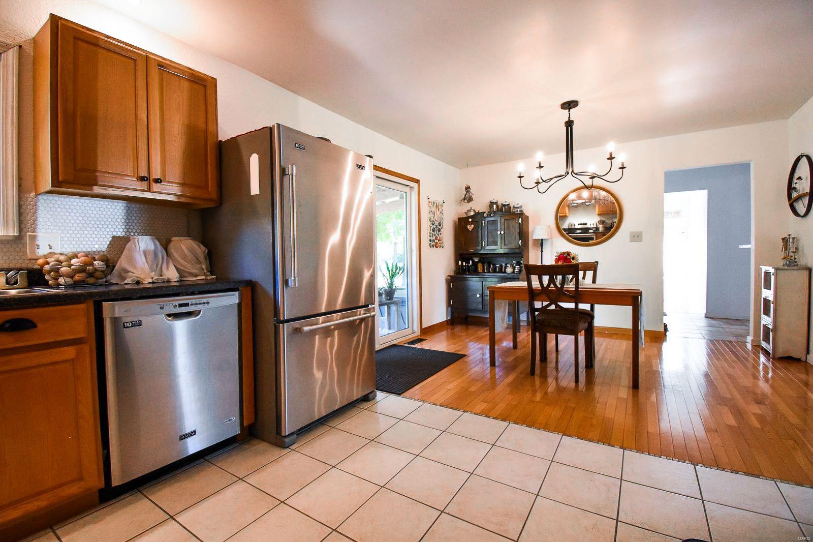 1114 Timber Ridge Trail Mount Olive, IL 62069 - Photo 11 of 48