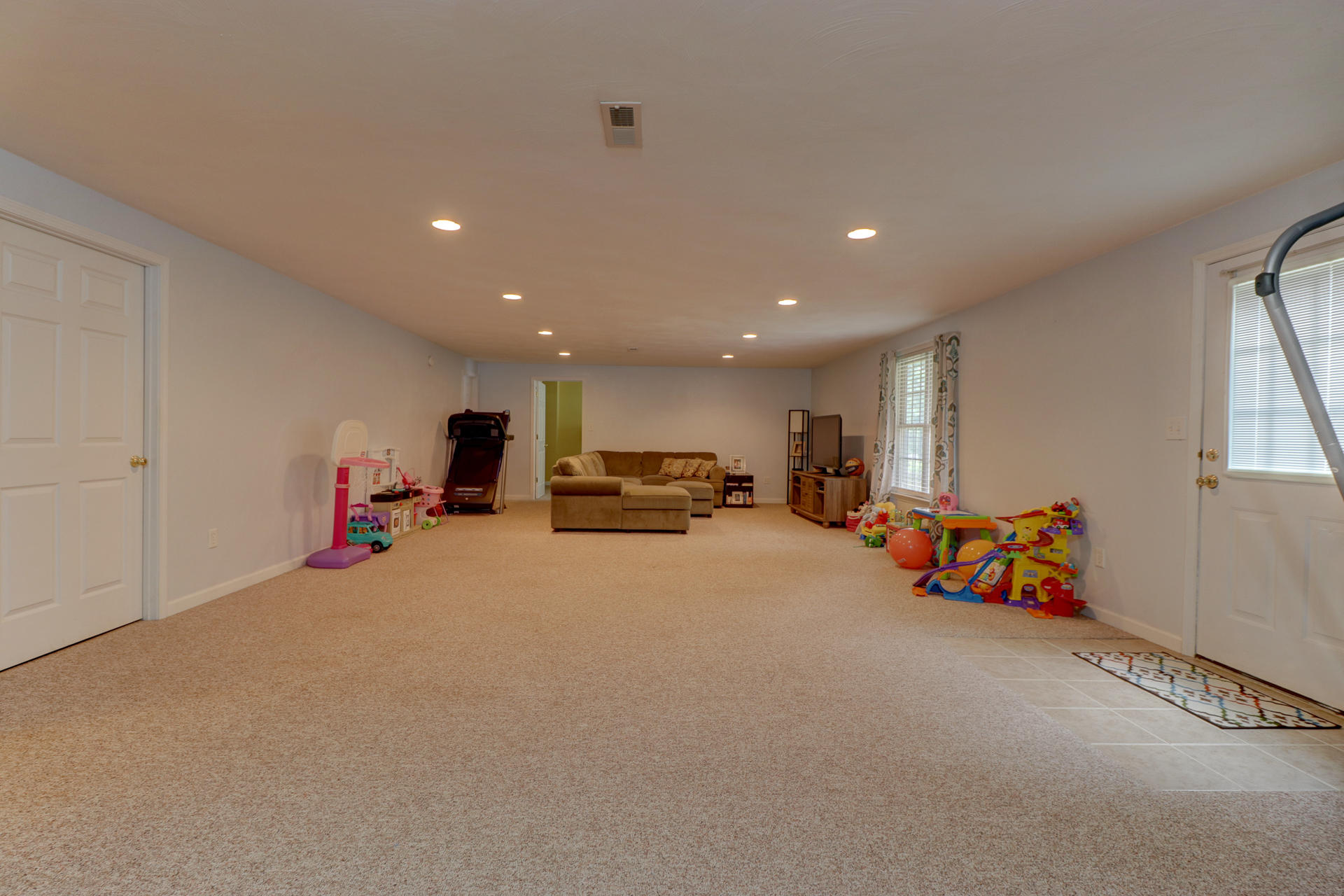 1275 Virginia Ridge Drive Hardy, VA 24101 - Photo 32 of 44 a living room with furniture and a gym machine