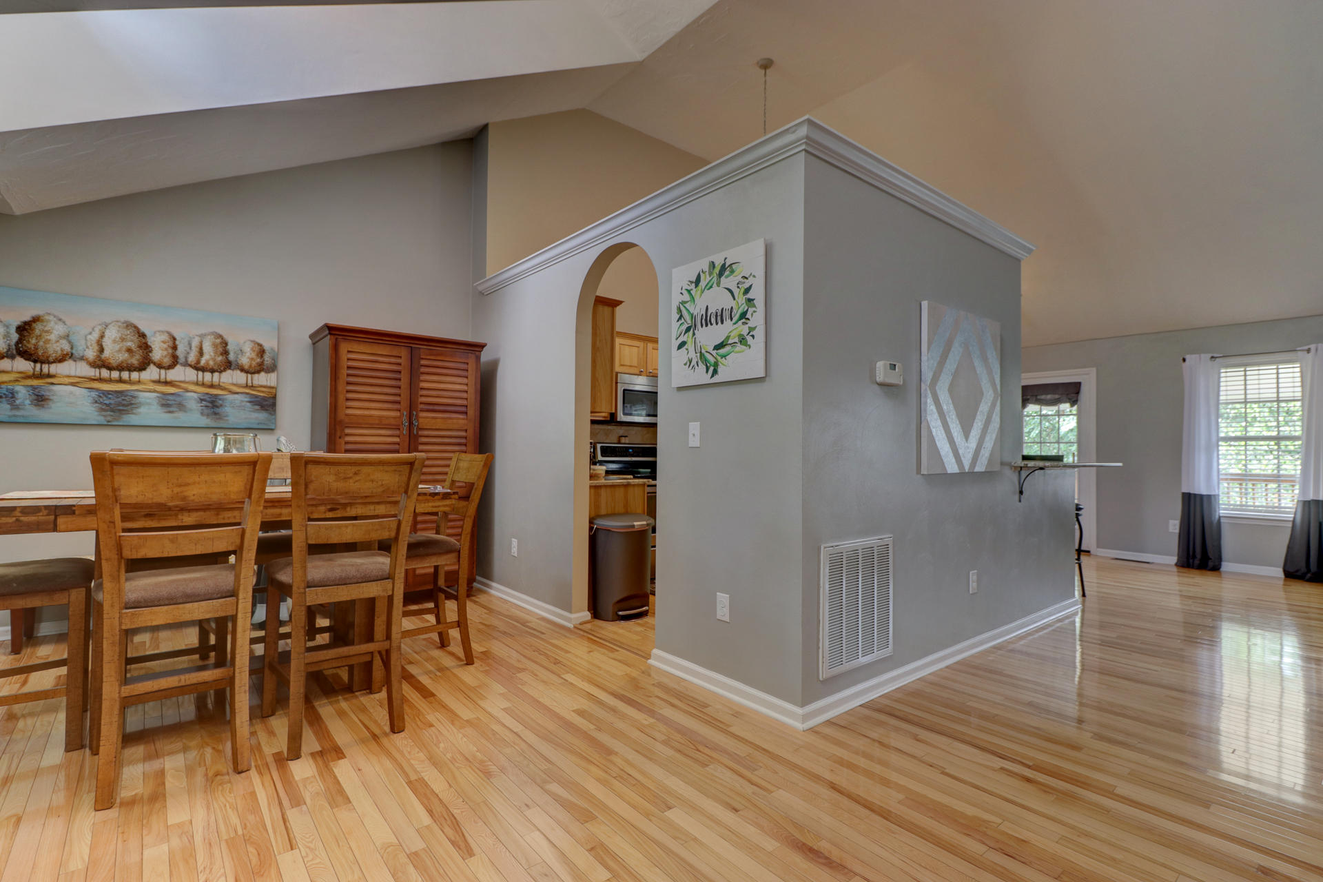 1275 Virginia Ridge Drive Hardy, VA 24101 - Photo 6 of 44 a view of a livingroom with furniture and wooden floor