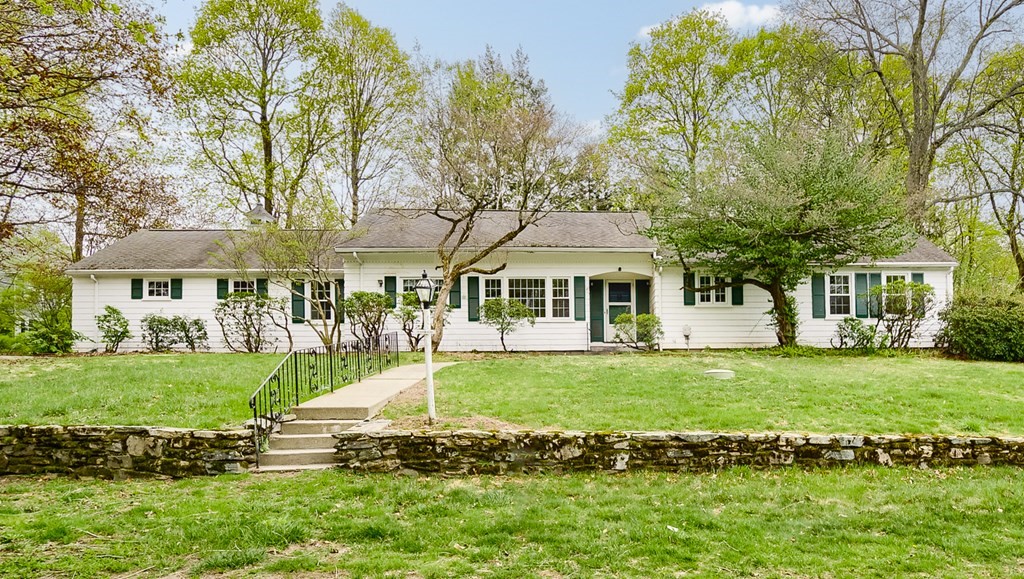 9 Fenimore Road Worcester, MA 01609 - Photo 1 of 41 Gallery Image 1
